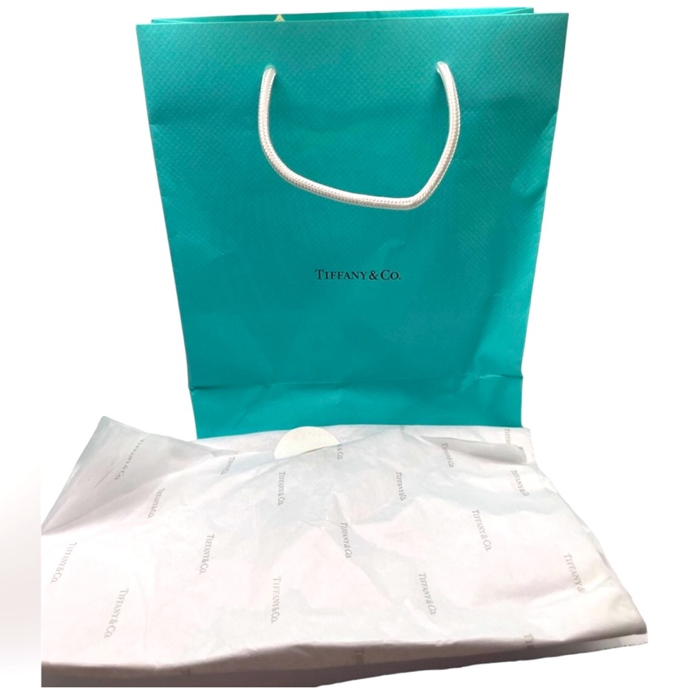 Tiffany gift bag and tissue paper